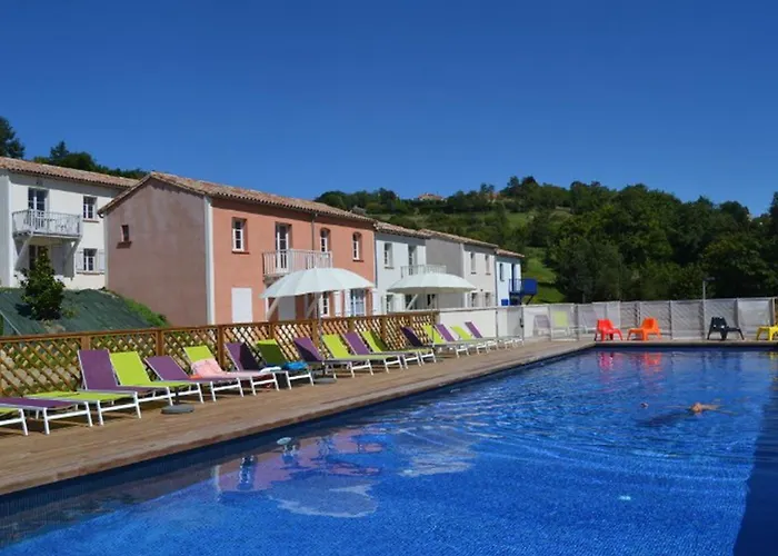 Maison Confortable Avec Terrasse, 3 Pour 6 Personnes - Api-1-52-1327