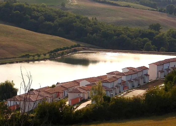 Kemp Maison Confortable Avec Terrasse, 3 Pour 6 Personnes - Api-1-52-1327 *